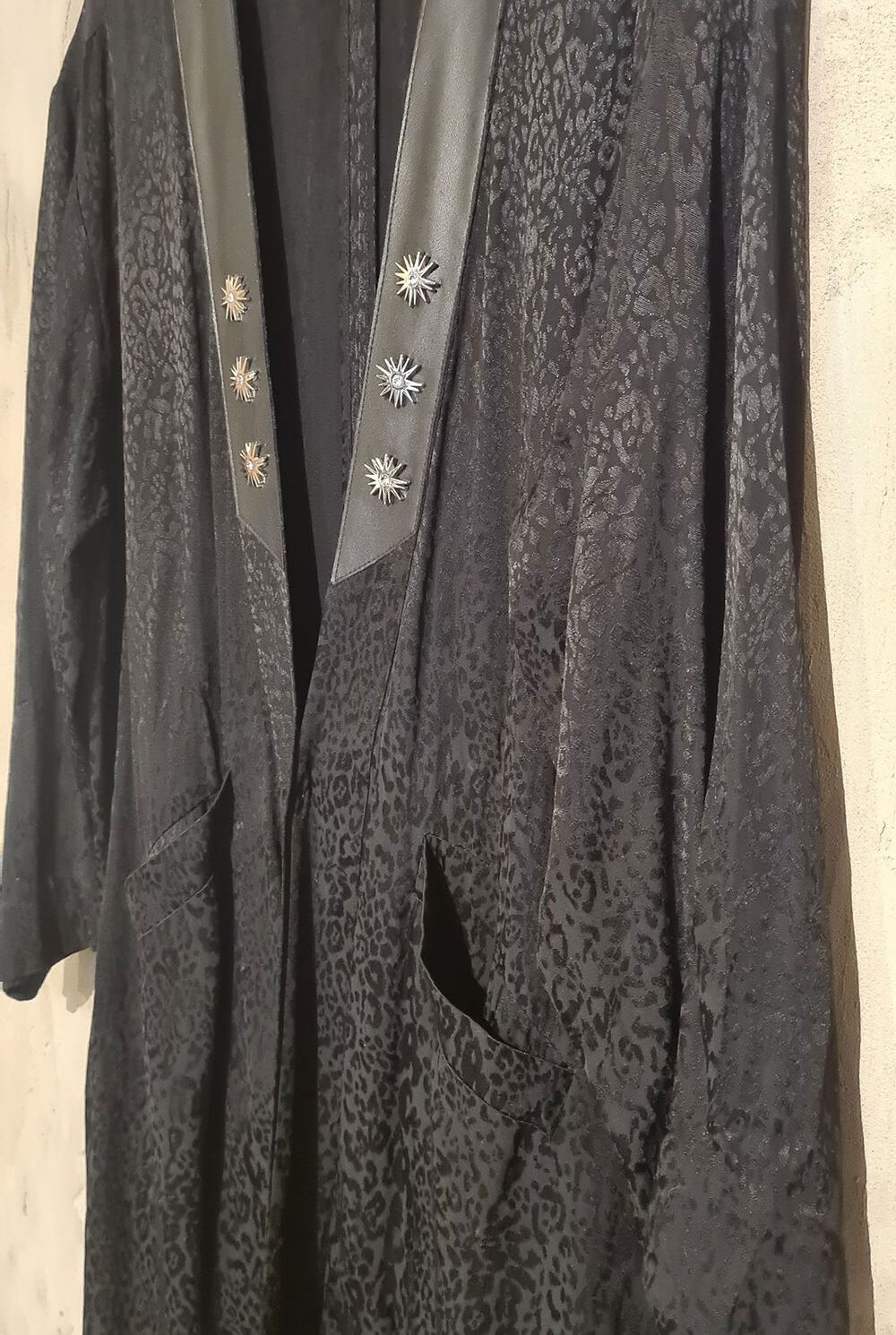 Chaqueta negra RAPSODIA