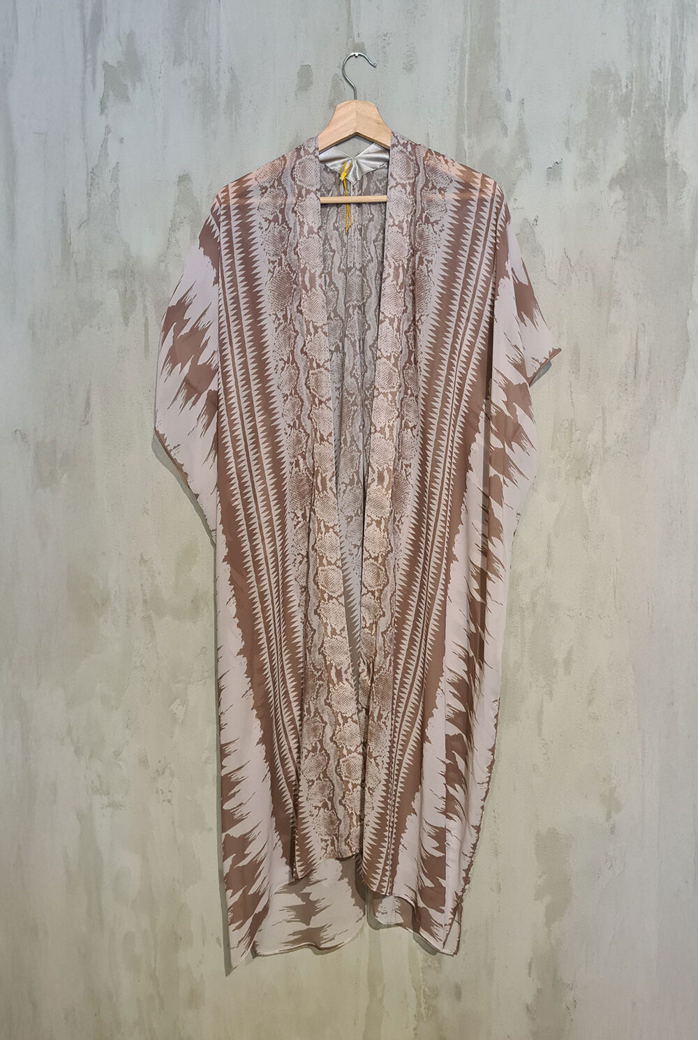 Kimono café y rosado Talla U