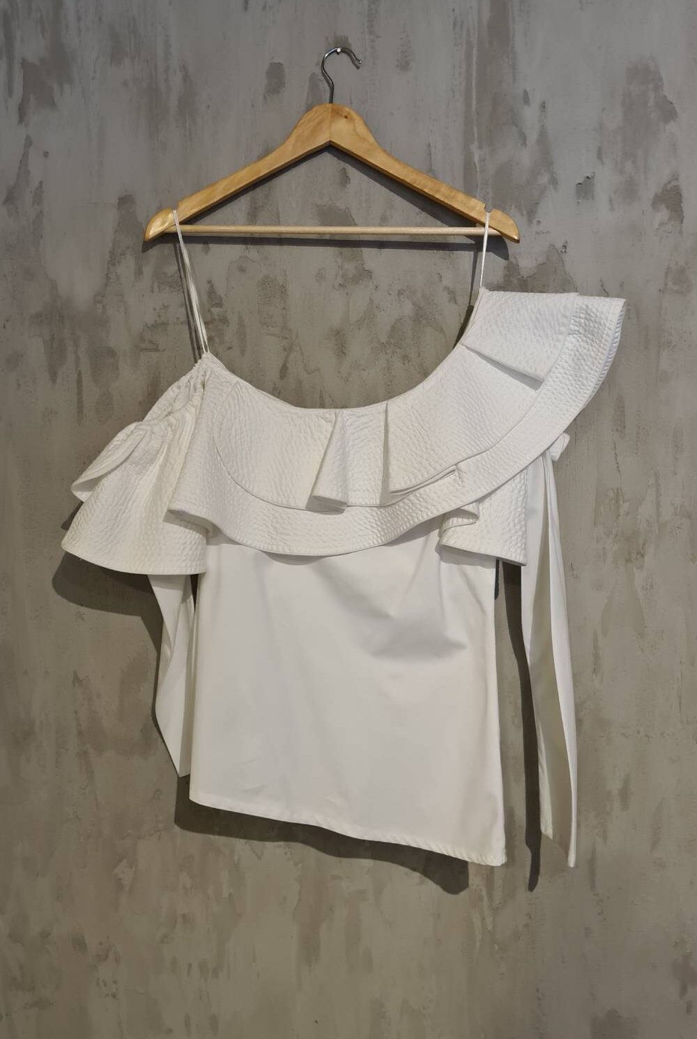 Camisa blanca cuello bandeja JOHANNA ORTIZ Talla 6