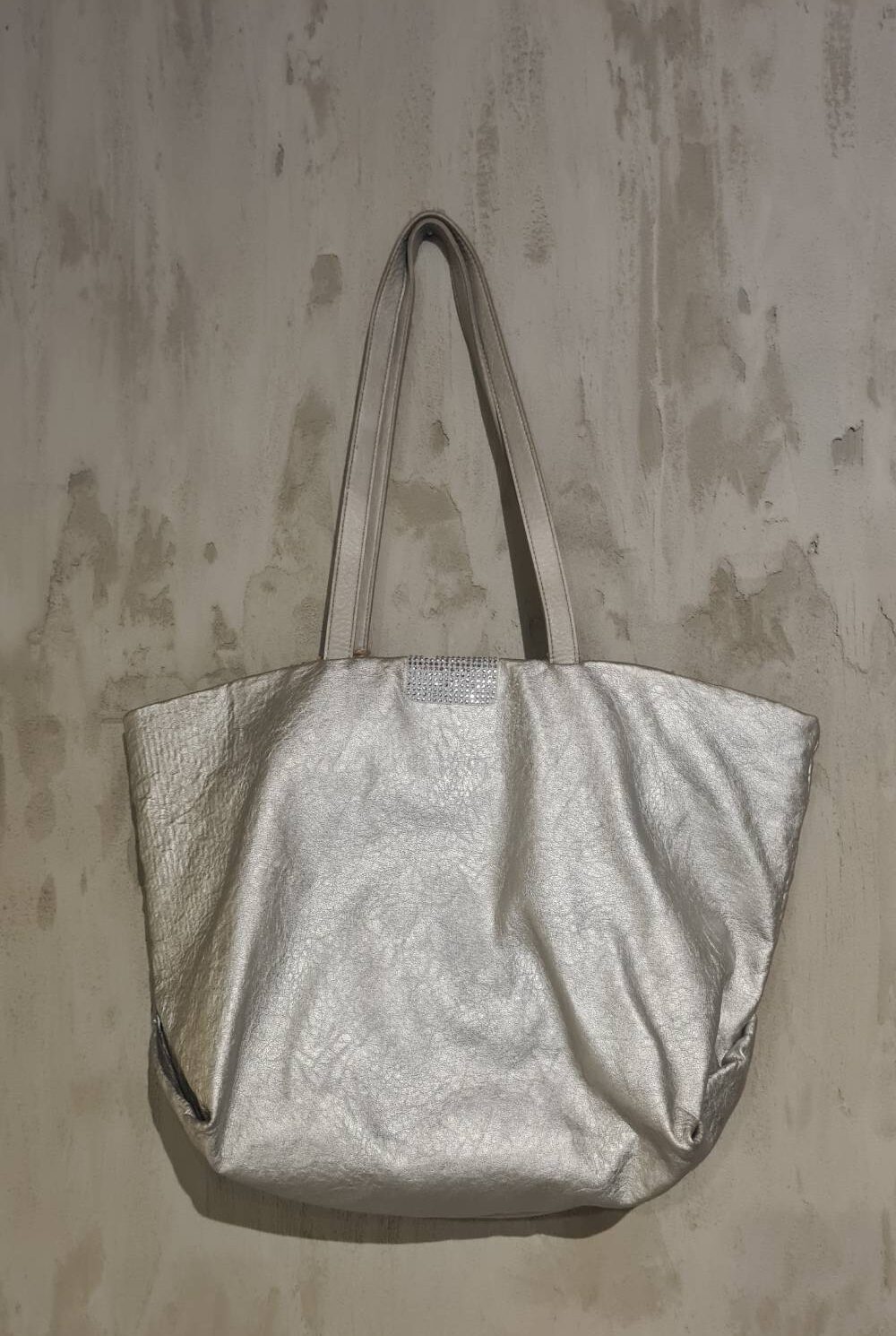 Cartera grande plateada ADOLFO DOMINGUEZ