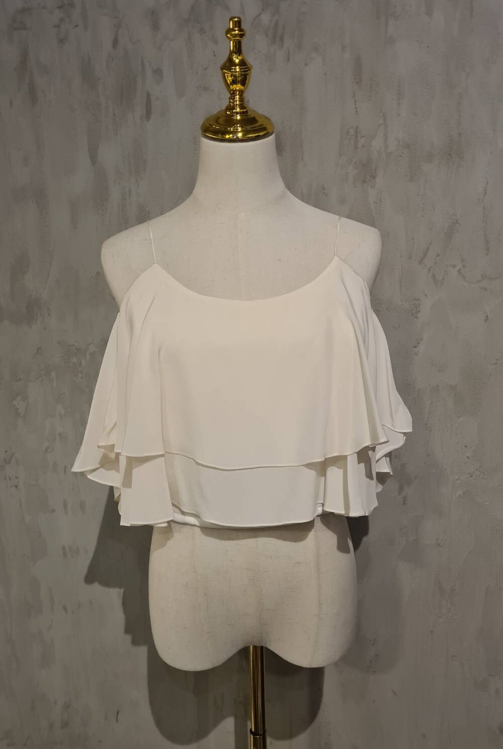 Top color hueso  ALITZA GARCÍA Talla M