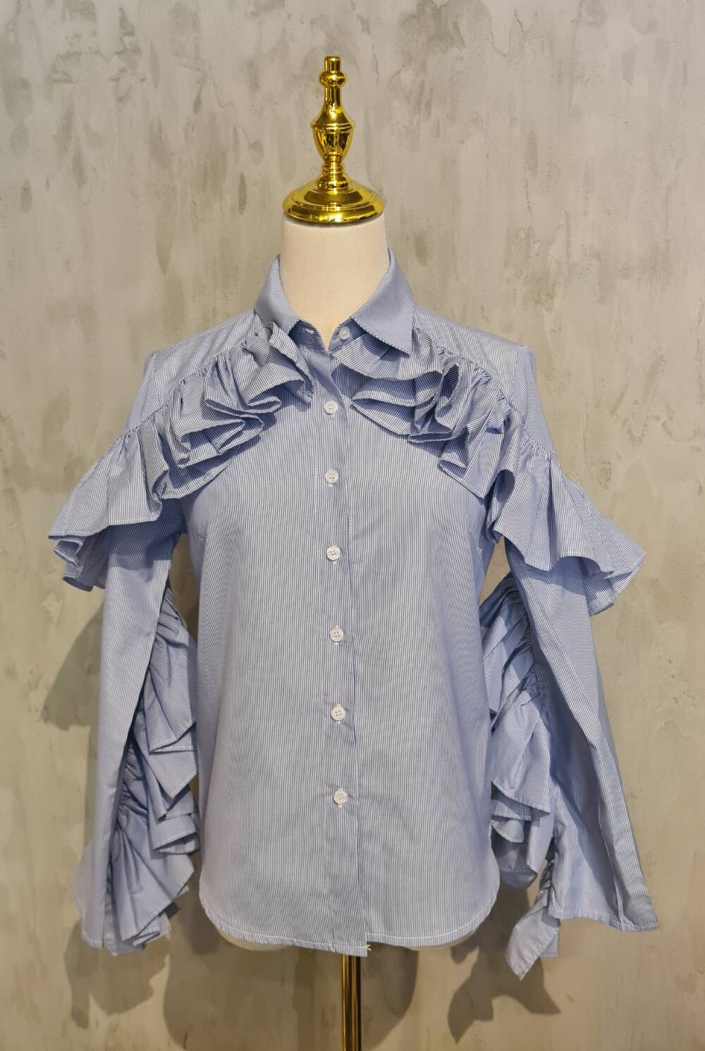 Camisa rayas azul con blanco y boleros SETA