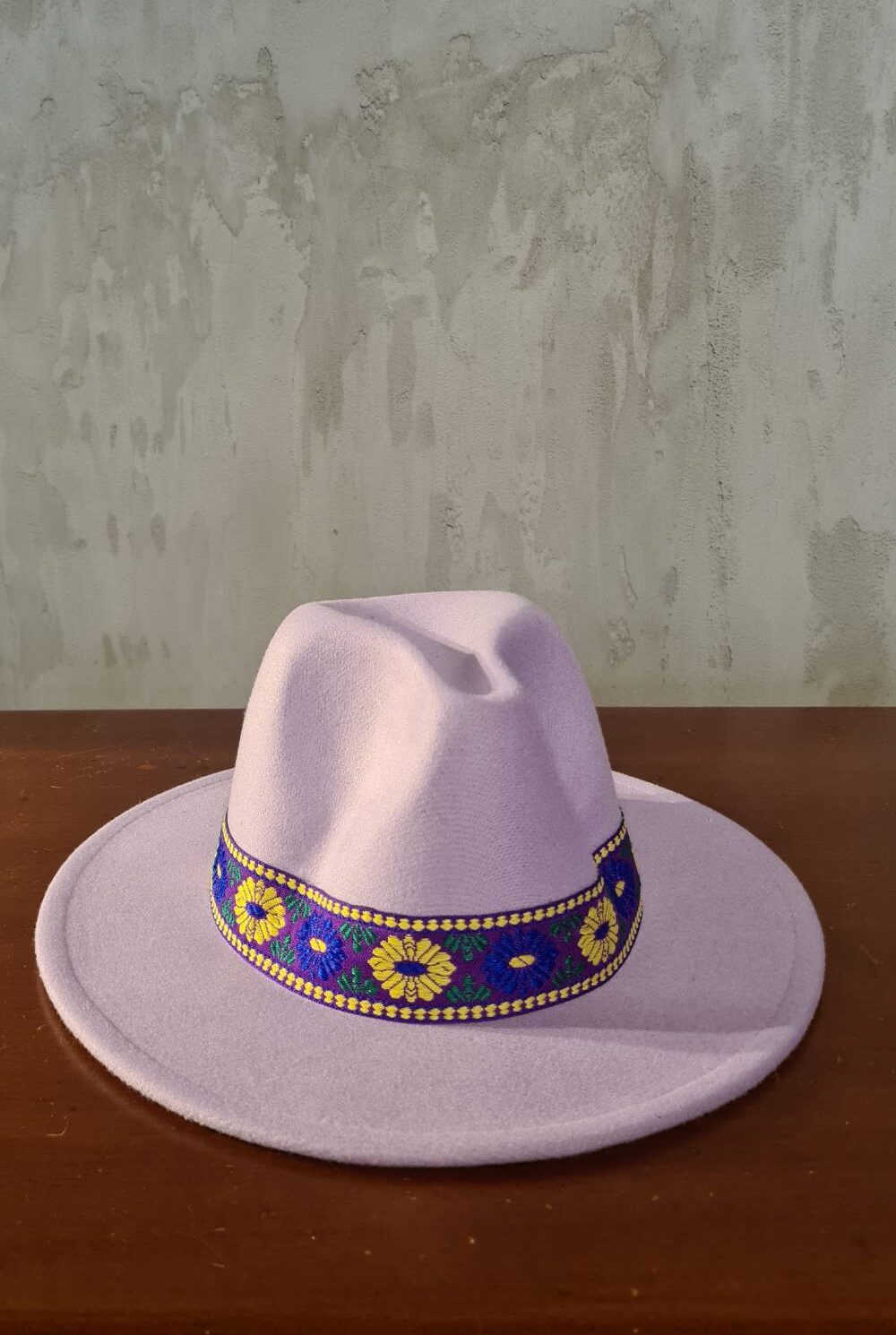 Sombrero lila DIENTE DE LECHE