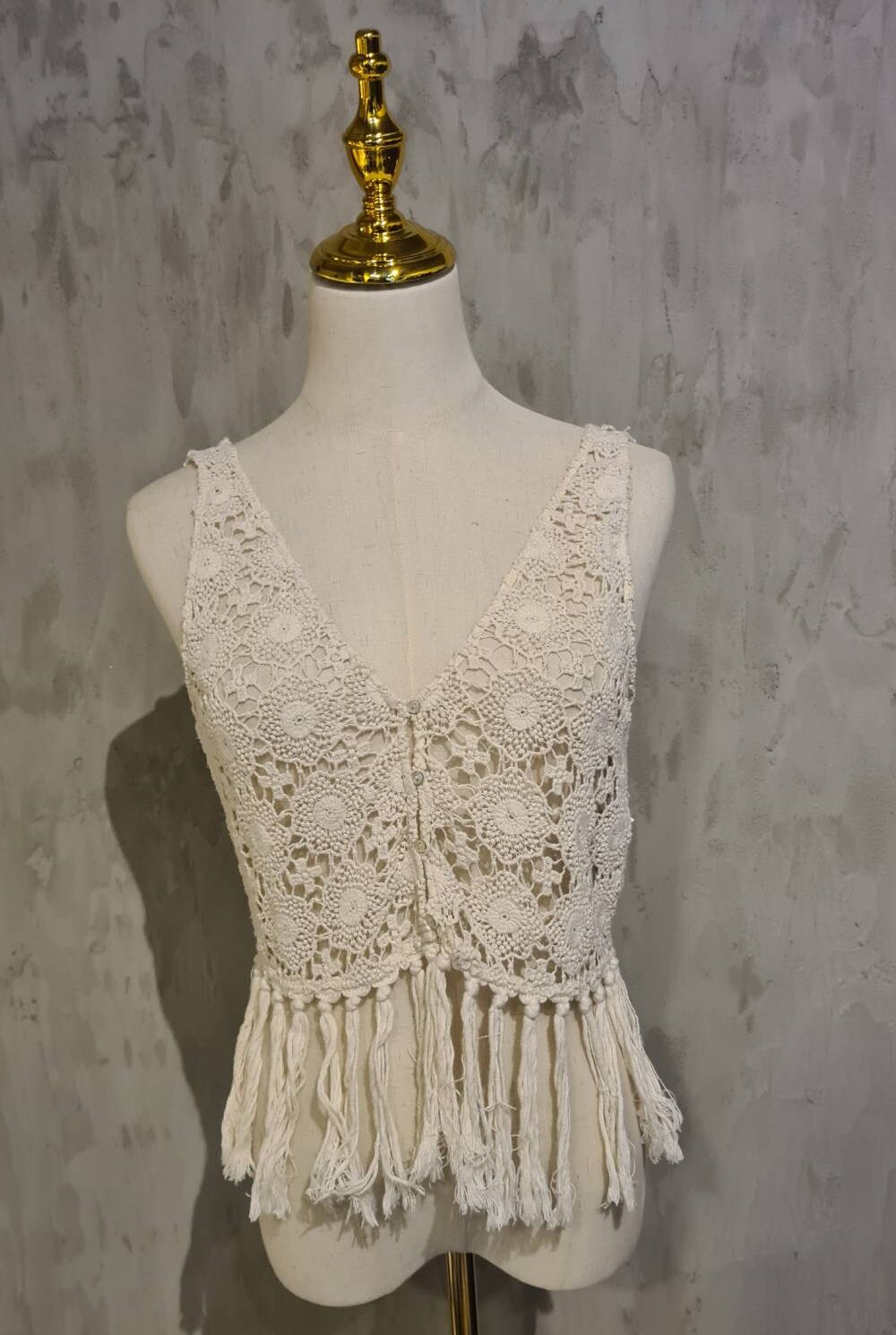 Top tejido hueso con hilachas ZARA Talla S