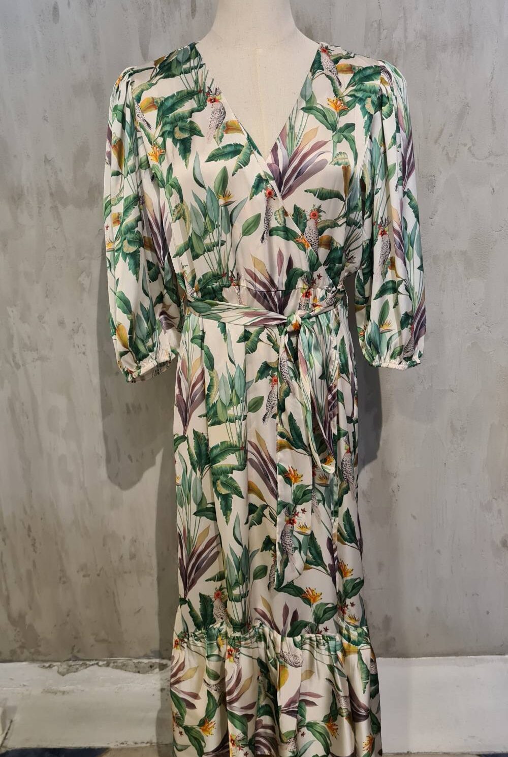 Vestido largo satinado Plantas LOBO ROSA Talla M